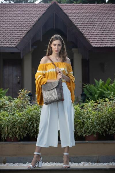 Edge Flap Shoulder Bag